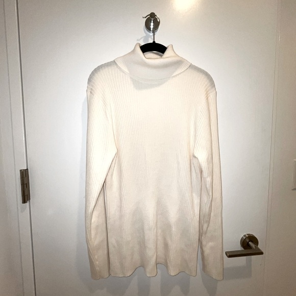 Uniqlo Other - UNIQLO men’s long sleeve turtleneck